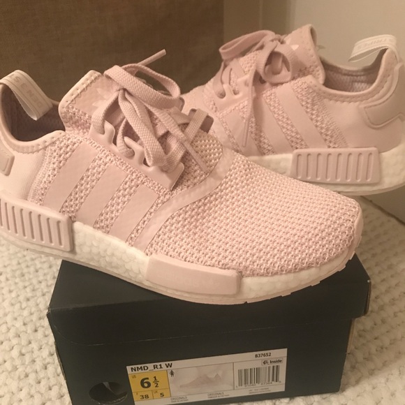 Sold- New NMD R1 Orchid Pink - Picture 2 of 6